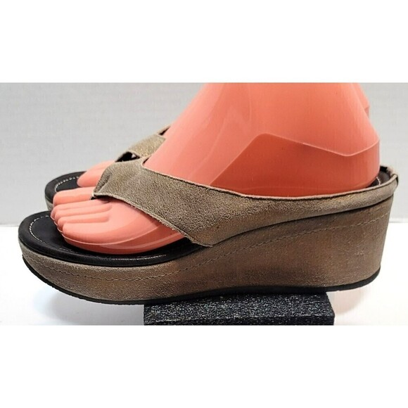 Donald J Pliner Leather Wedges Made in Italy - Size 8 - Picture 3 of 11